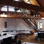 Schwarzer Adler 3* Moers