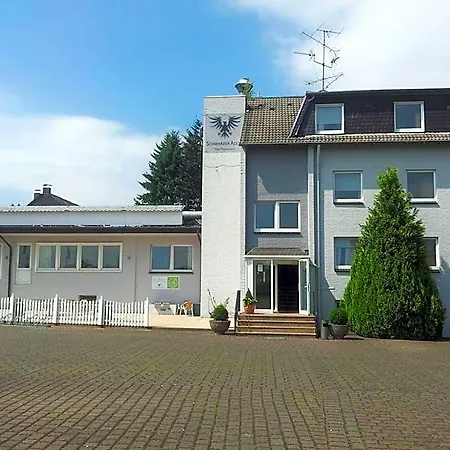 Hotel Schwarzer Adler 3*