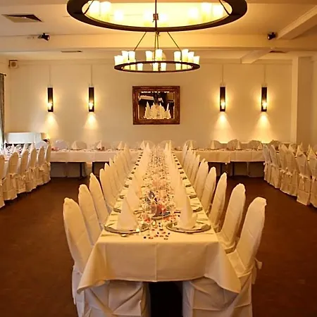 Schwarzer Adler Hotel Moers