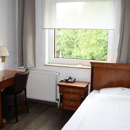 Schwarzer Adler Moers