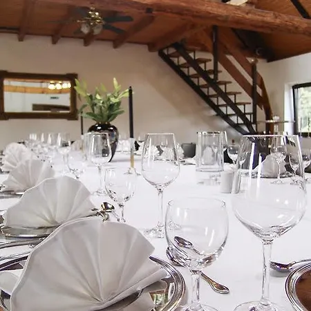Hotel Schwarzer Adler 3*