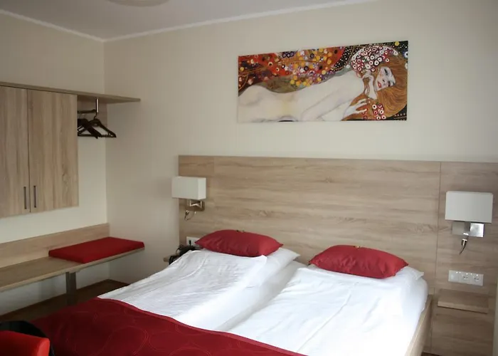 Schwarzer Adler Мёрс