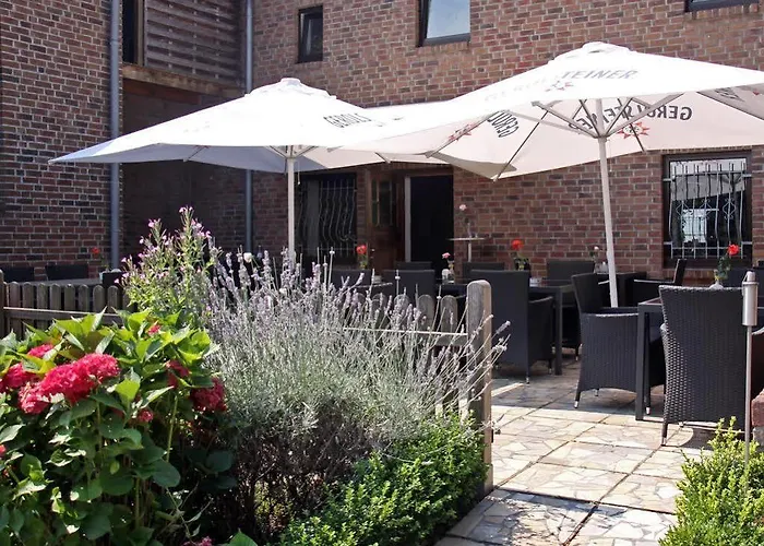 מלון Schwarzer Adler מוארס